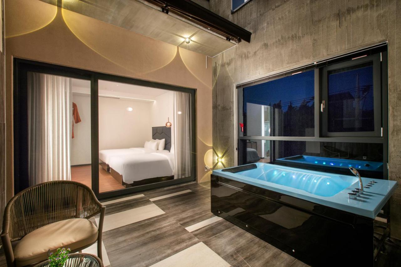 Neulphum Hotel Jeonju Exterior foto