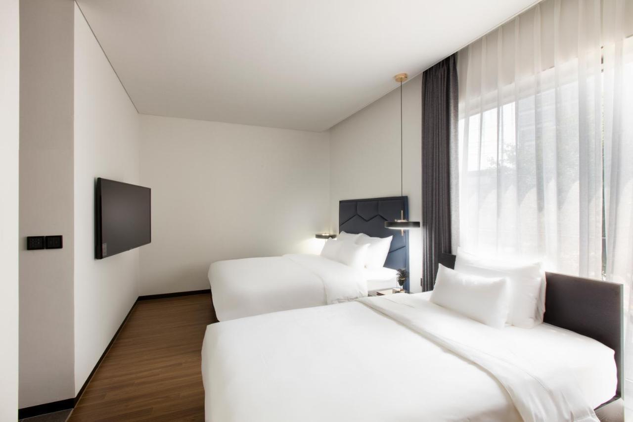 Neulphum Hotel Jeonju Exterior foto