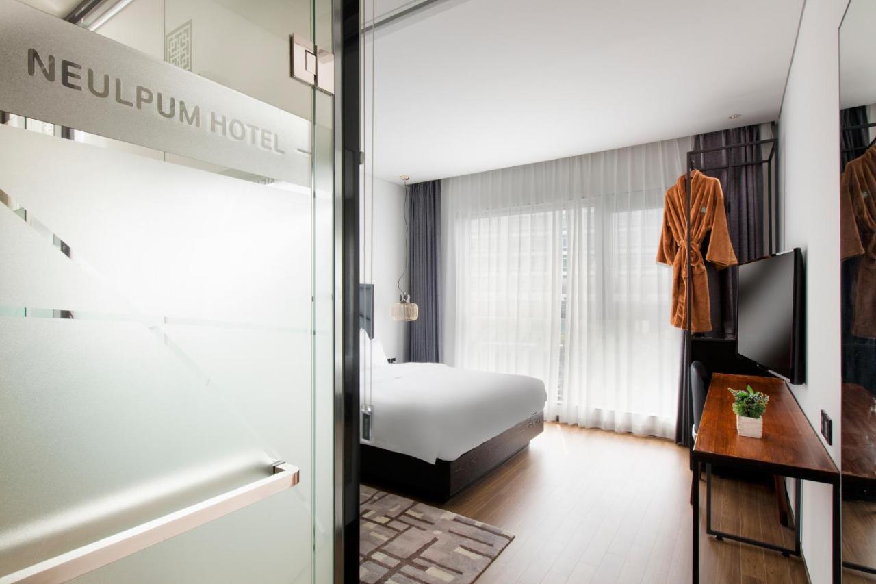 Neulphum Hotel Jeonju Exterior foto